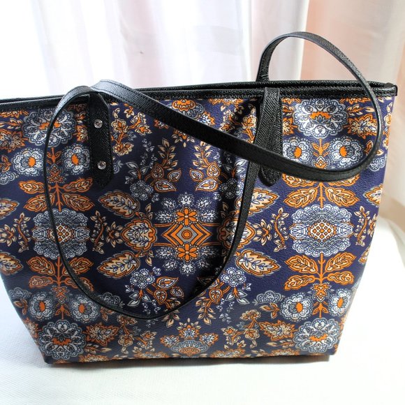 COACH Large Tote & Matching Wristlet, Blue/Orange Floral PVC, EUC - Picture 8 of 12